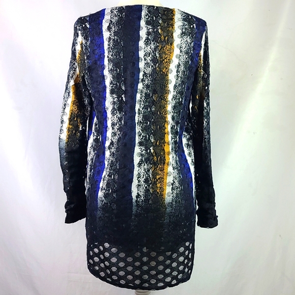 Picadilly Blouse - Picture 5 of 13